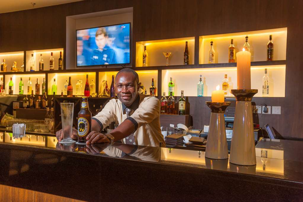 Acacia Premier Hotel Кісуму Ресторан фото